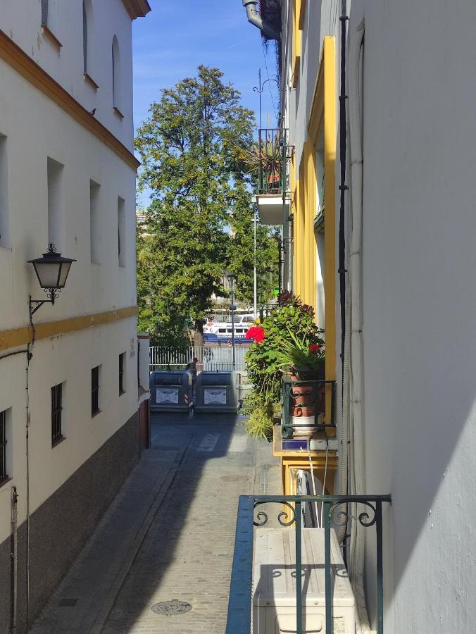 Vive Triana Apartment Seville Luaran gambar