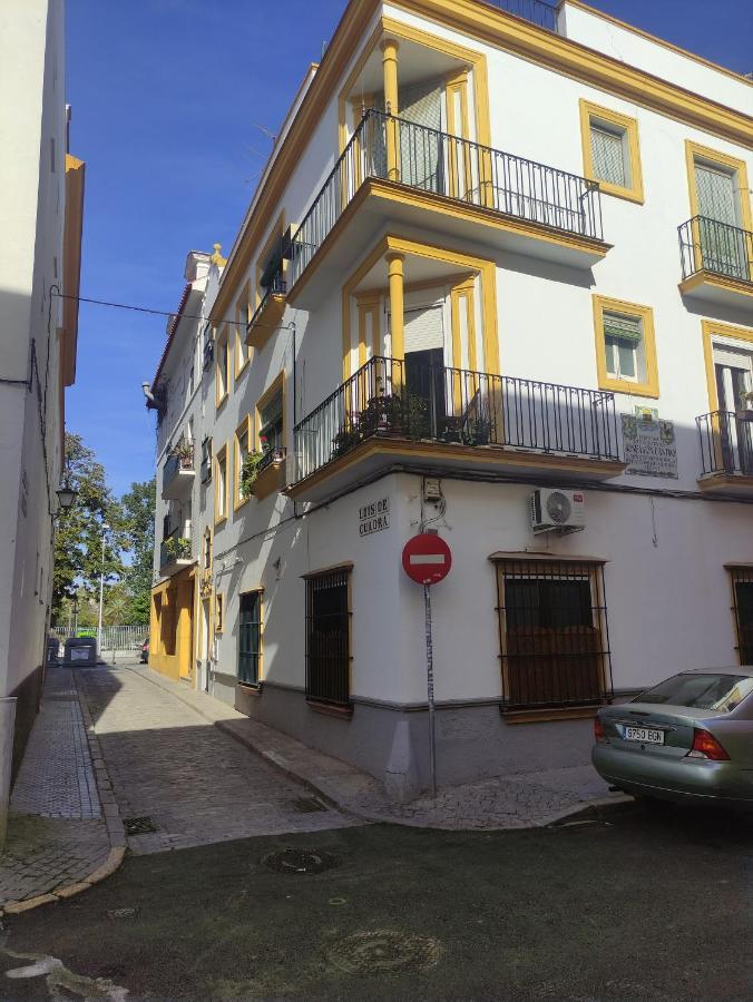 Vive Triana Apartment Seville Luaran gambar